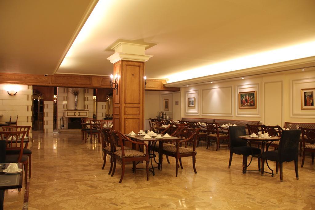 Napoleon Hotel Бейрут Екстер'єр фото