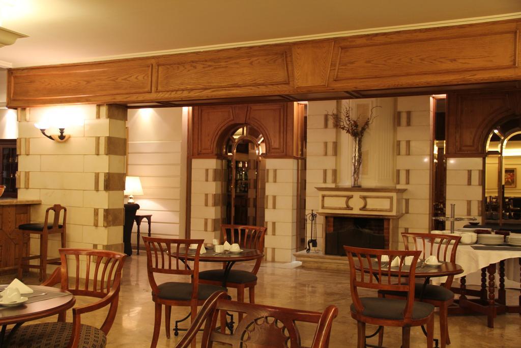 Napoleon Hotel Бейрут Екстер'єр фото