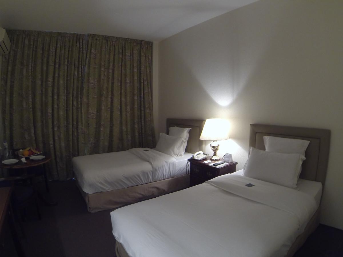Napoleon Hotel Бейрут Екстер'єр фото